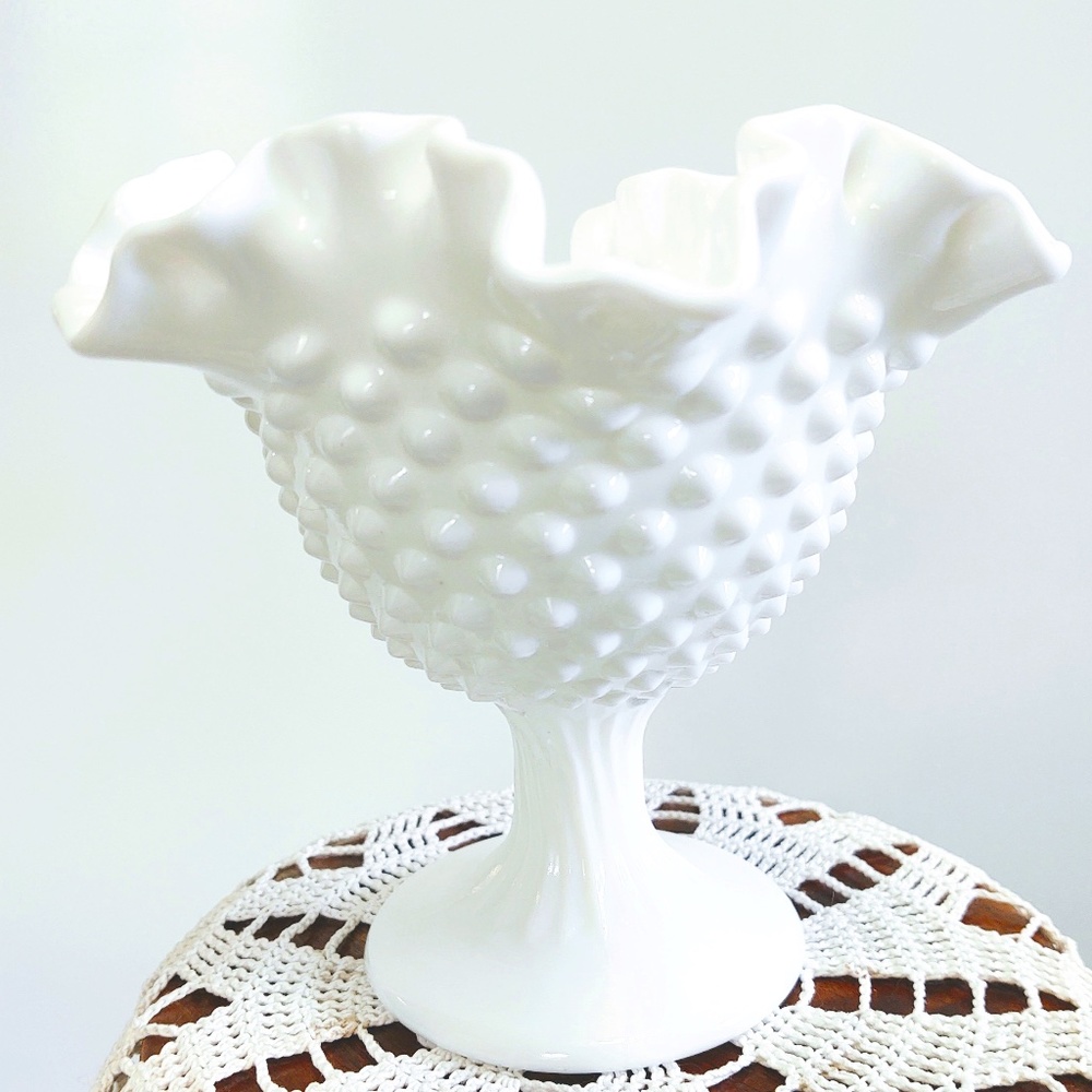 Vintage Hobnail Milk Glass Compote Candy Dish Scalloped Edge Unmarked Fenton